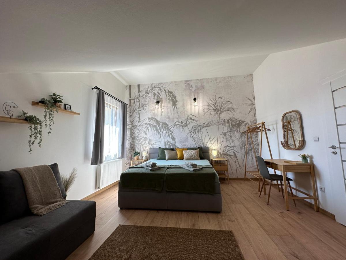 Green Apartment - City Centre - Main Square ลิฟตอฟสกีมิคูลาช ภายนอก รูปภาพ