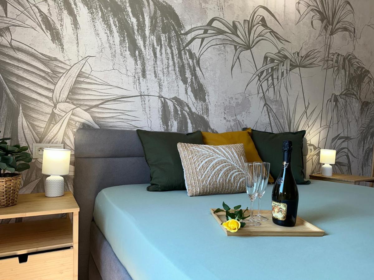 Green Apartment - City Centre - Main Square ลิฟตอฟสกีมิคูลาช ภายนอก รูปภาพ