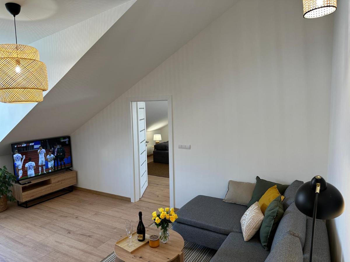 Green Apartment - City Centre - Main Square ลิฟตอฟสกีมิคูลาช ภายนอก รูปภาพ